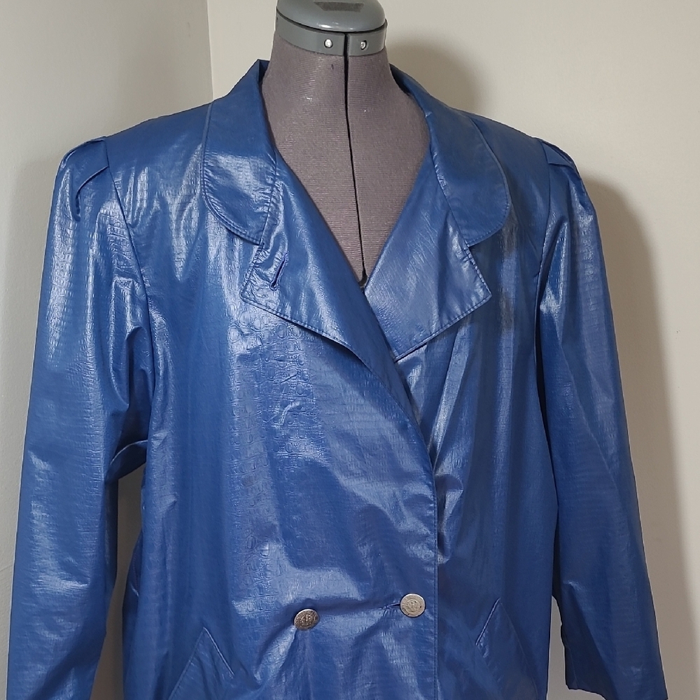 LG Vintage Longline Blue Trench Coat Notched Lapels Faux Leather 80s Glamour - Picture 4 of 16